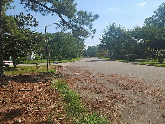 5th image of 431 Madera Ave