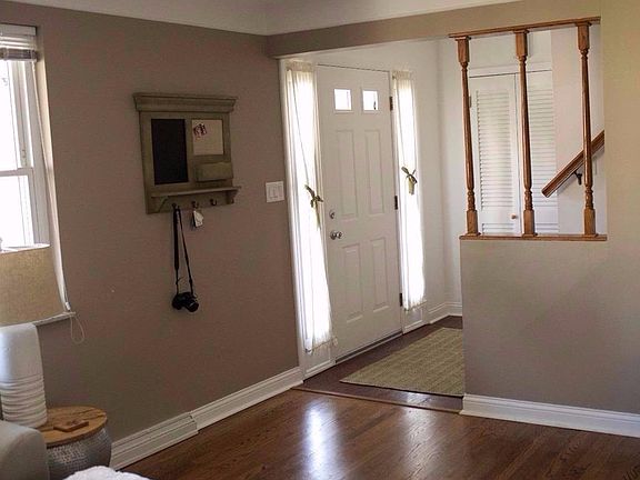 3rd image of 6625 Plantation Way