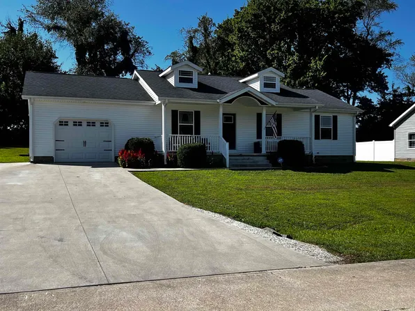 1237 W Greenbriar Dr, Washington, IN 47501