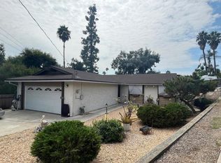 1010 Parker Pl, Vista, CA 92084