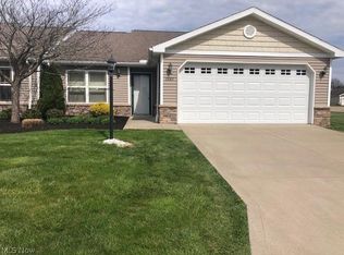 2889 Island Creek Dr, Medina, OH 44256