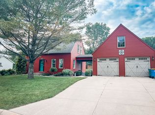 1740 Cedar Valley Dr NW, Owatonna, MN 55060