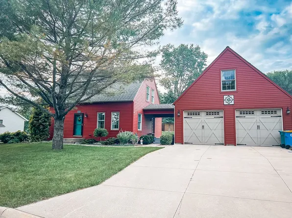 1740 Cedar Valley Dr NW, Owatonna, MN 55060