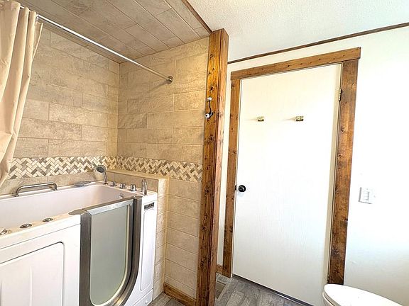 5th image of 4200 Philbin Rd Trailer 90