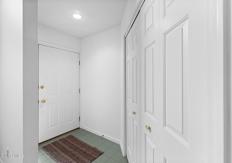 5th image of 16 Pepper Lane