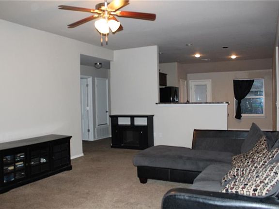 3rd image of 11812 NW 133rd St