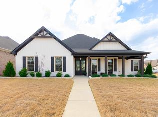 7449 Northwood Dr, Benton, AR 72019