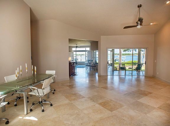 5th image of 154 Pelican Reef Dr