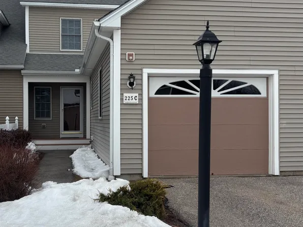 225 Belknap Drive #C, Pembroke, NH 03275