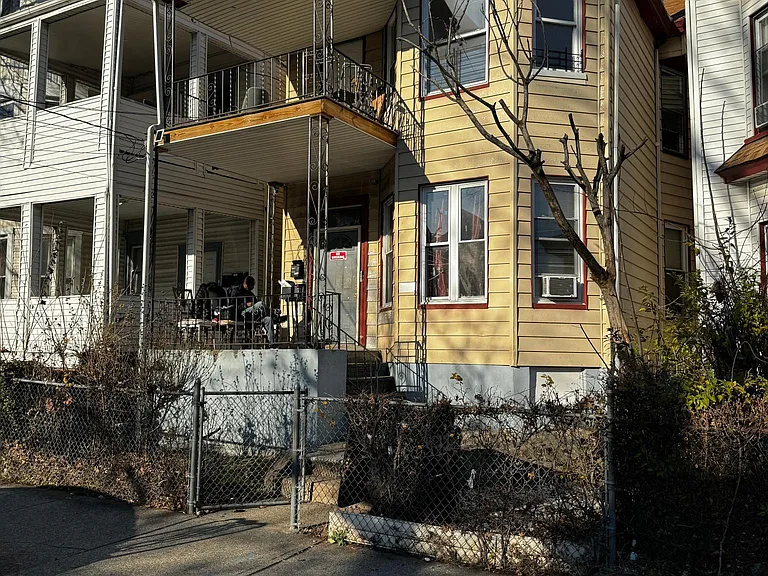 477 Park Ave #2 — Photo 18