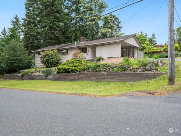 20304 Wallingford Avenue N, Seattle, WA 98133