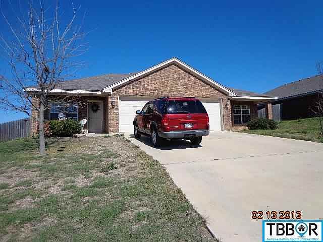 1st image of 820 Twin Oaks Dr