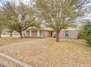 10400 Marigold Rd, Waco, TX 76708
