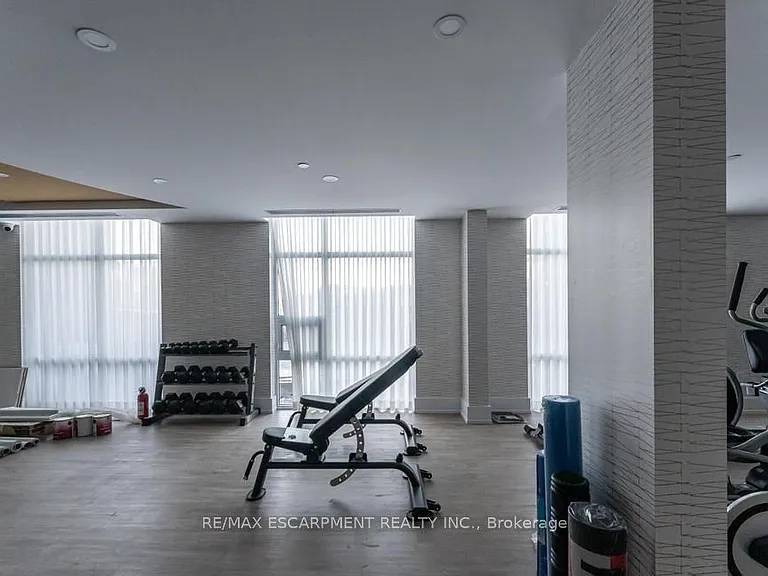 470 Dundas St E #326 — Photo 17