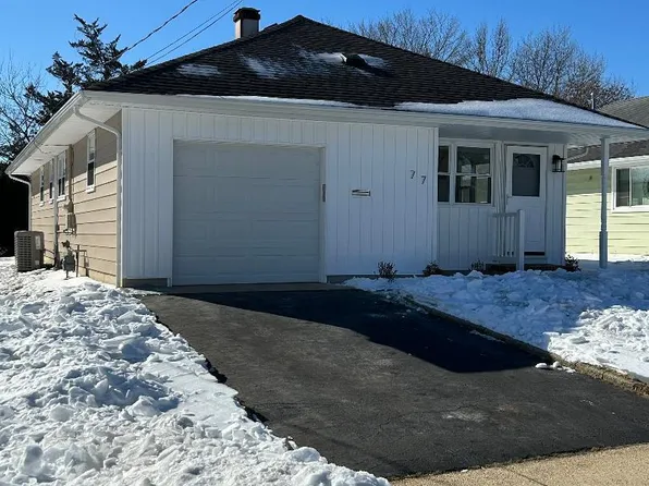 77 Mount Fairweather Lane, Toms River, NJ 08753