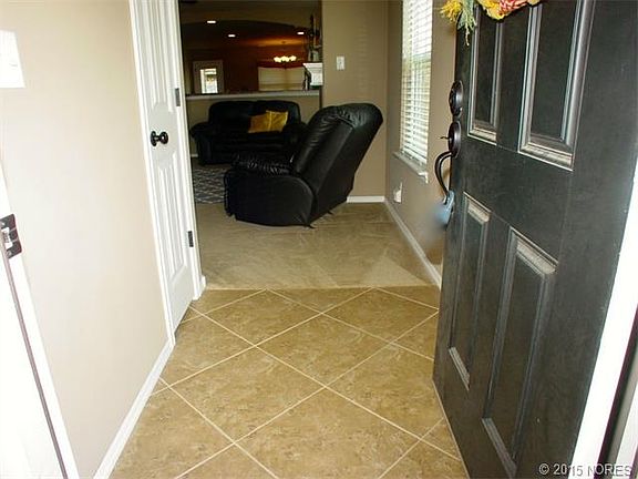 5th image of 9075 S 255 East Ave