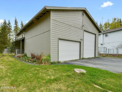 8921 Little Creek Dr, Anchorage, AK, 99507