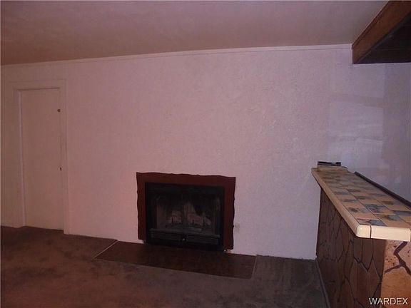 5th image of 1609 Villa Ln