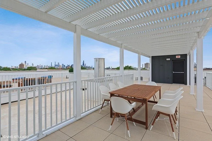 2 bed, 1059 sqft, $3,395 — Photo 4