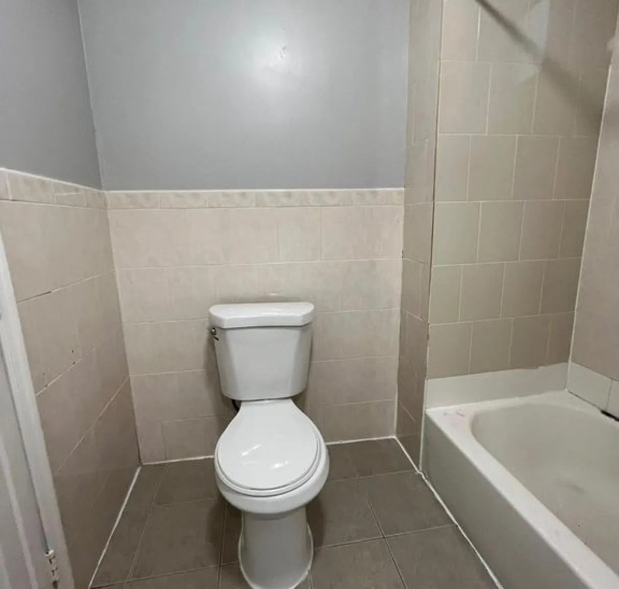 3 bed, $2,100 — Photo 4