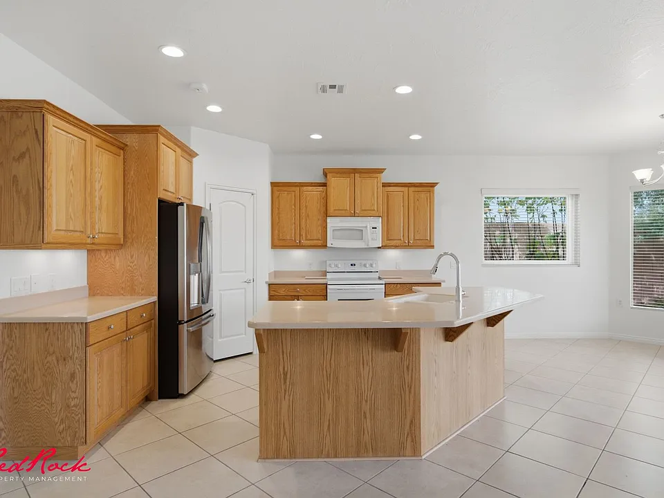 1546 Morane Manor Dr