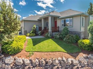 3800 SW Crest Ct, Redmond, OR 97756