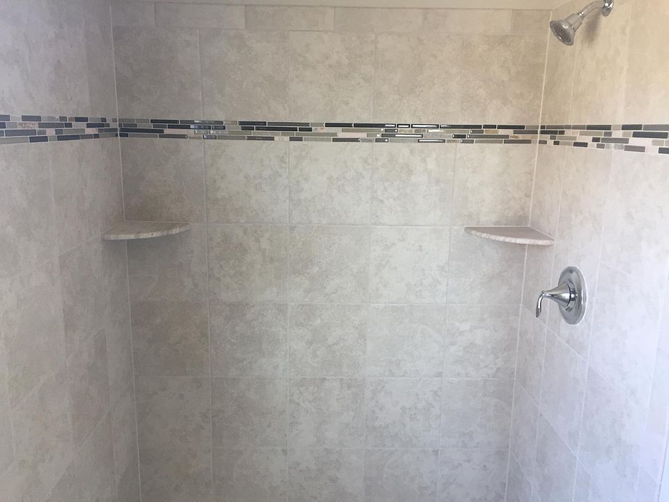 1st image of 602 Melchers Dr