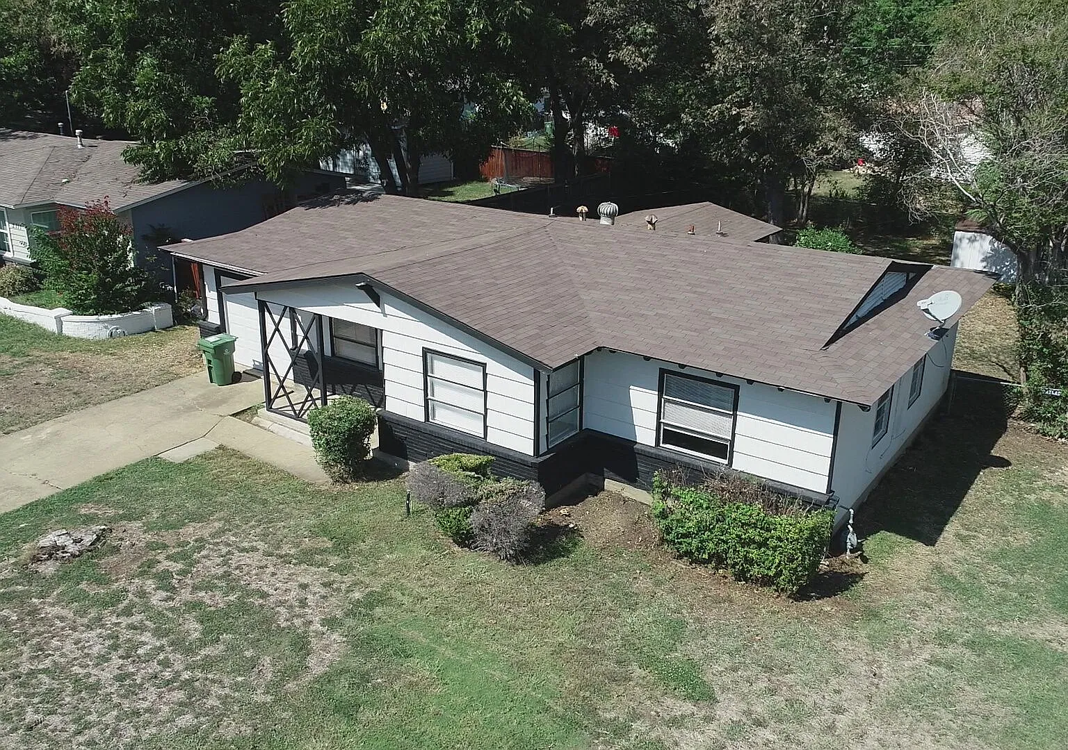 Home for Rent — Photo 2
