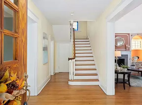 4th image of 4728 Westminster Pl