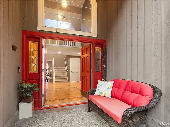 3rd image of 23948 NE 31st Way