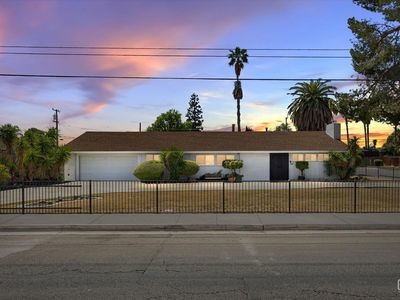 2121 Wilson Rd, Bakersfield, CA, 93304