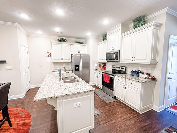 5th image of 542 Vinings Drive