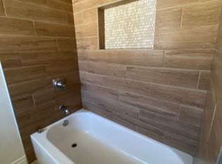 1052 Carob Way #F, Montebello, CA 90640