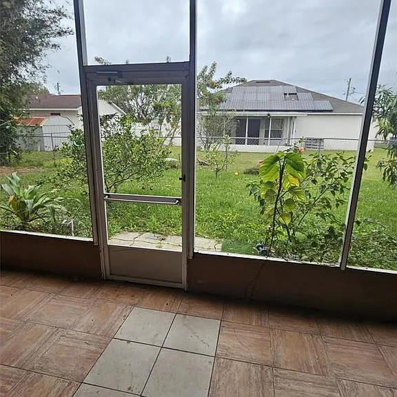807 Massy Ct — Photo 13