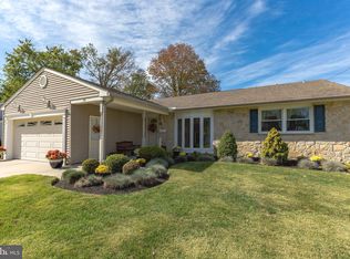 14 Forge Ln, Cherry Hill, NJ 08002