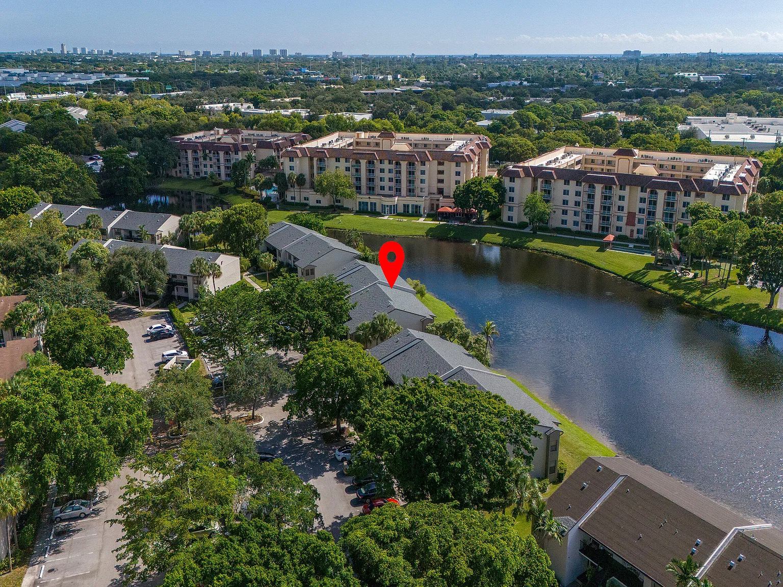 2 bed, 2.0 bath, 1099 sqft, $2,495 — Photo 3