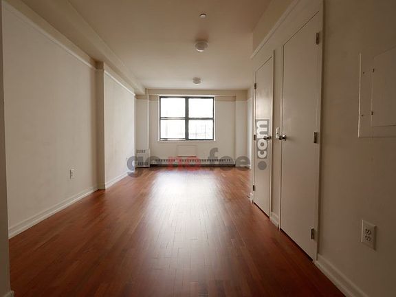 4th image of 276 W 119th St APT 1D