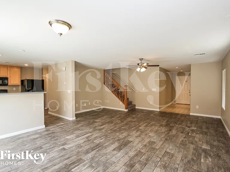 5825 Feral Garden St — Photo 3