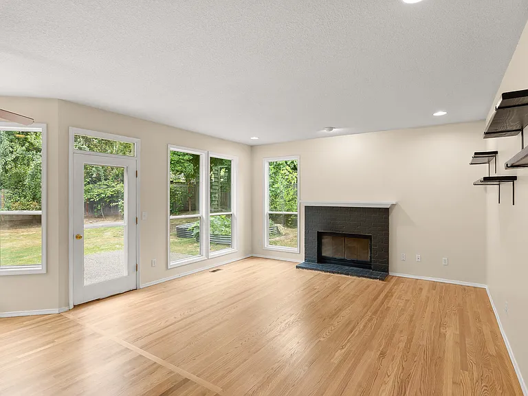 8307 SW 64th Ave — Photo 28
