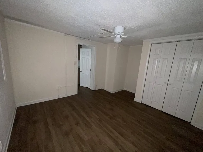 182 Chestnut St — Photo 12