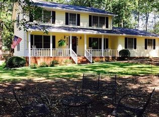 327 Forest Lake Rd, Lawrenceville, GA 30046