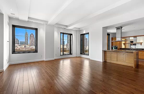 1st image of 425 W 50th St APT 14-F