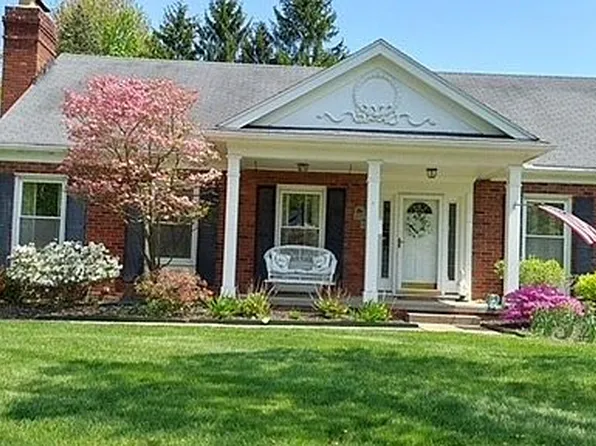 4777 Springbrook Dr, Toledo, OH 43615