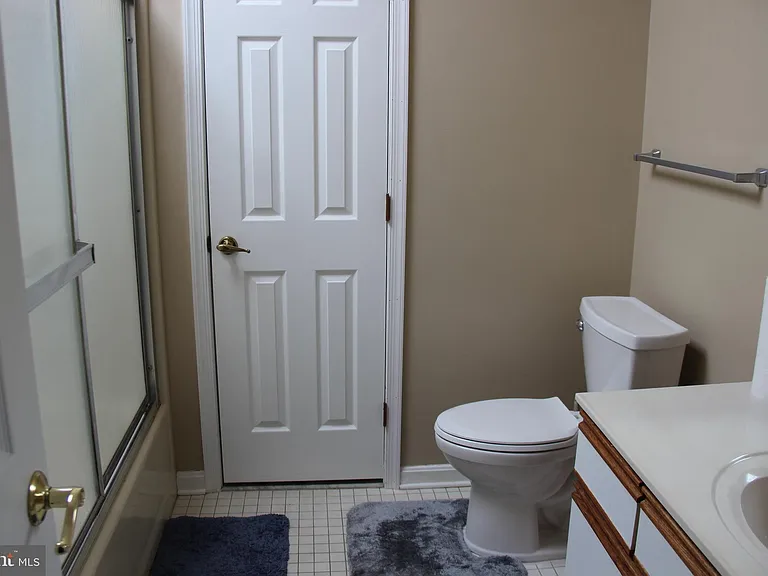 48070 Mayflower Dr — Photo 24