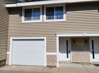 3304 River Bluff Dr, Eagan, MN 55121