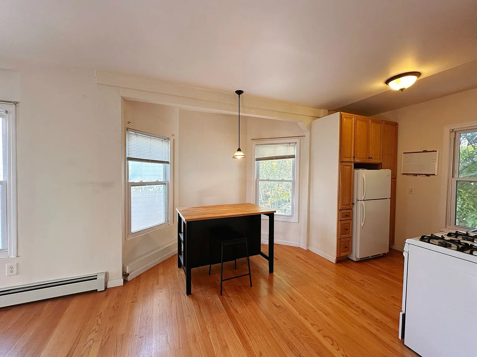 18 Eld St — Photo 4