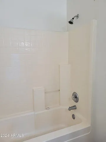 869 E Sheffield Ave — Photo 11