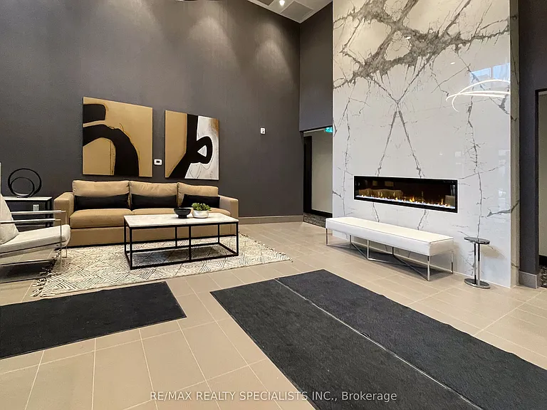 470 Gordon Krantz Ave #415 — Photo 27