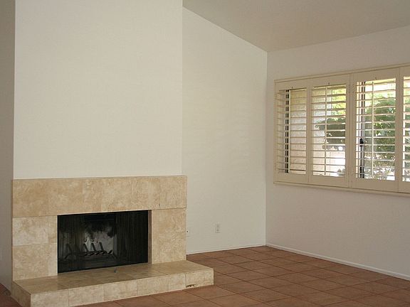 5th image of 17078 Palisades Cir