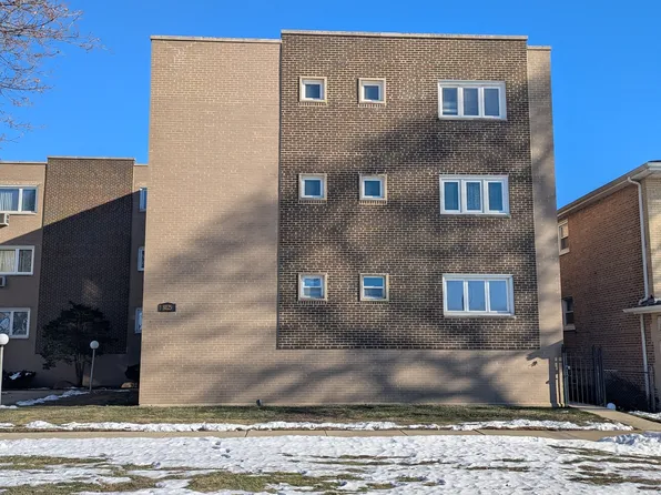 8125 S King Dr APT D1, Chicago, IL 60619